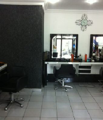 Ahmet Akın Kuaför, Isparta