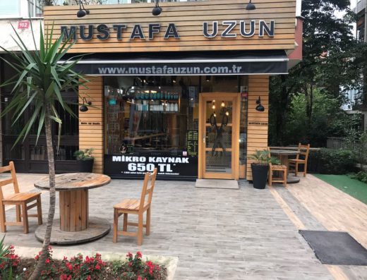 Mustafa Uzun Kuaför, Kadıköy