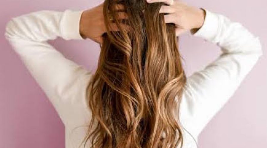 İnce Telli Saçlar Nasıl Hacimli Görünür?